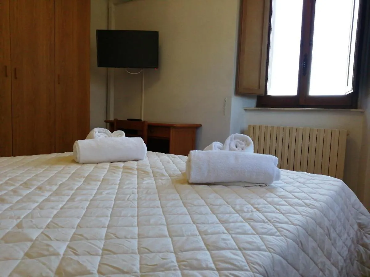 Lantgård Casa Per Ferie Ulivo D'Assisi Villa Italien